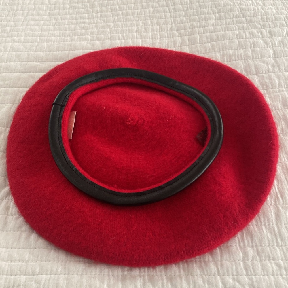 ASOS Red Beret - Picture 3 of 5